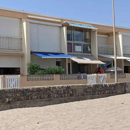 Апартаменты T2 Climatise 4 Pers. Avec Parking, Front De Mer, - Fr-1-797-10 *