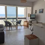 Apartamento T2 Climatise 4 Pers. Avec Parking, Front De Mer, - Fr-1-797-10 *